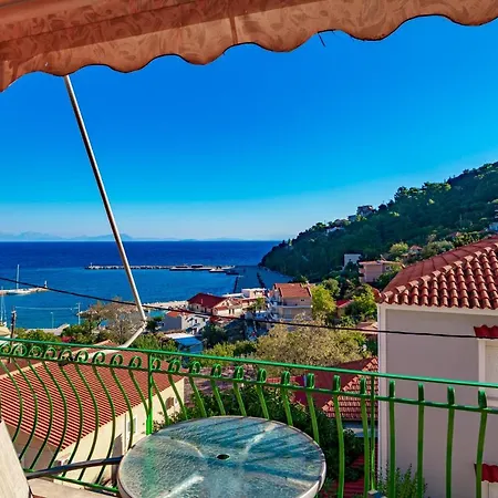 Golden Flower'S Apartment Poros  Esterno foto